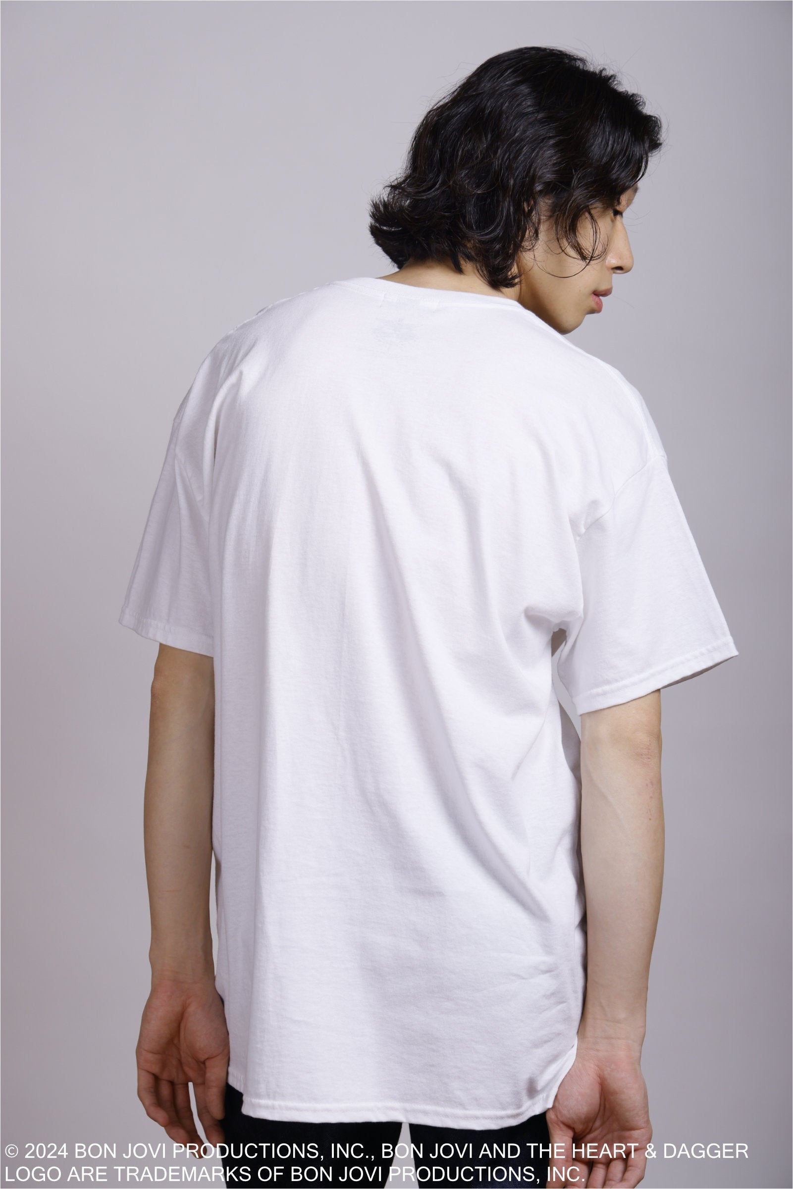 モデル身長:185cm / 着用サイズ:F