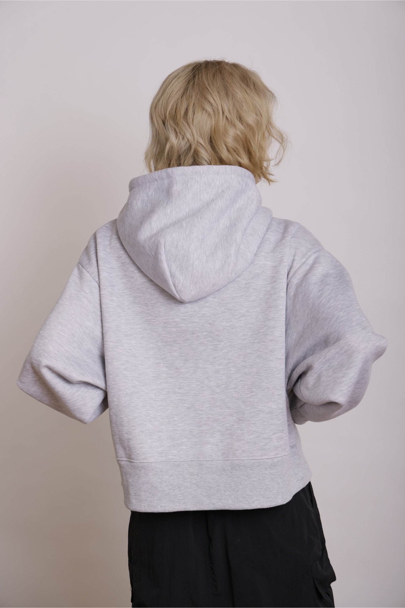 モデル身長:169cm / 着用サイズ:F