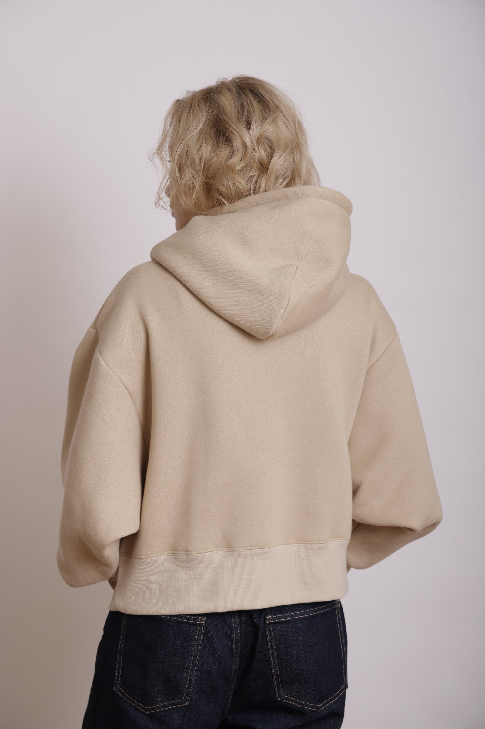 モデル身長:169cm / 着用サイズ:F