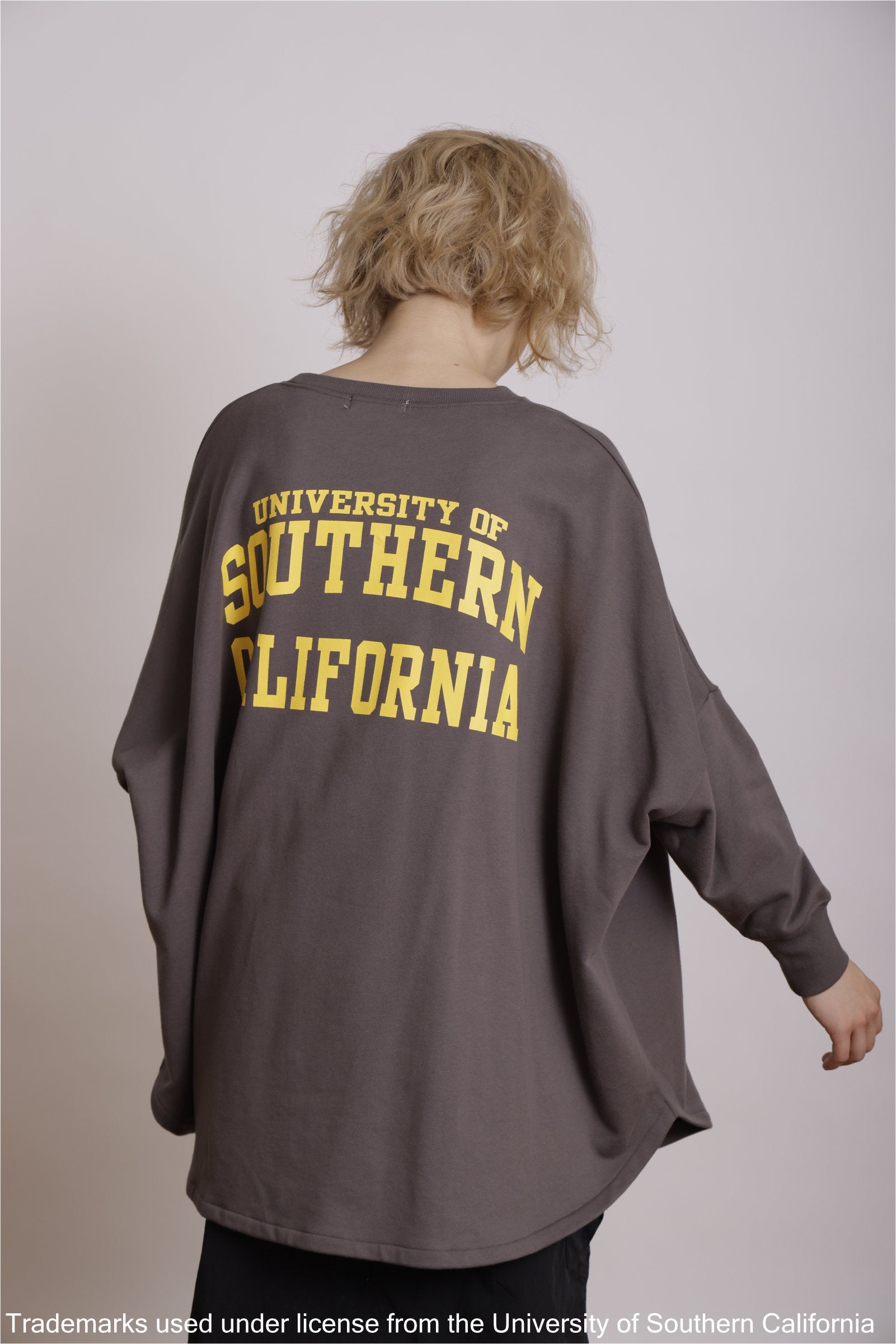 モデル身長:169cm / 着用サイズ:F