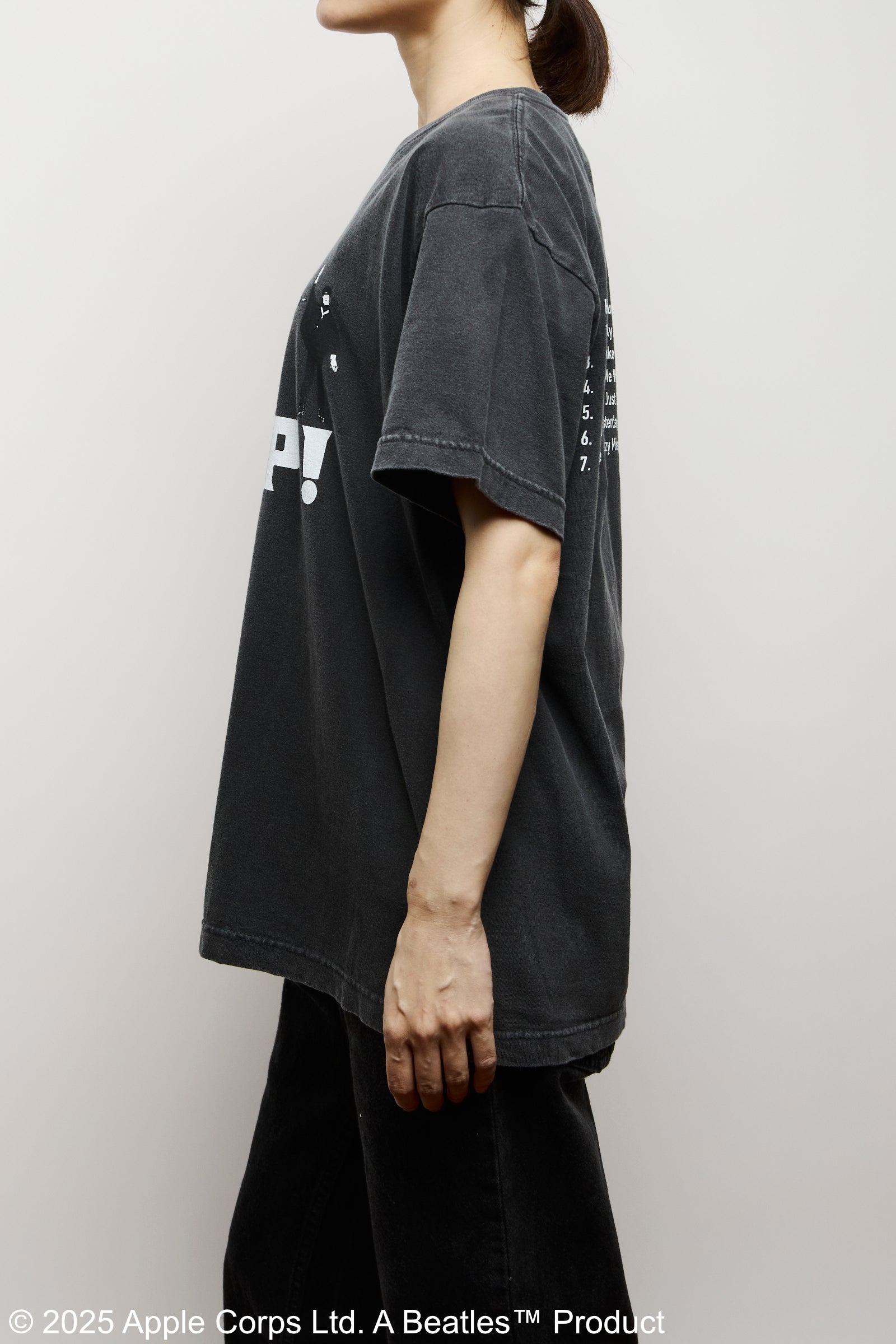 着用商品:Charcoal / モデル身長:173cm / 着用サイズ:M