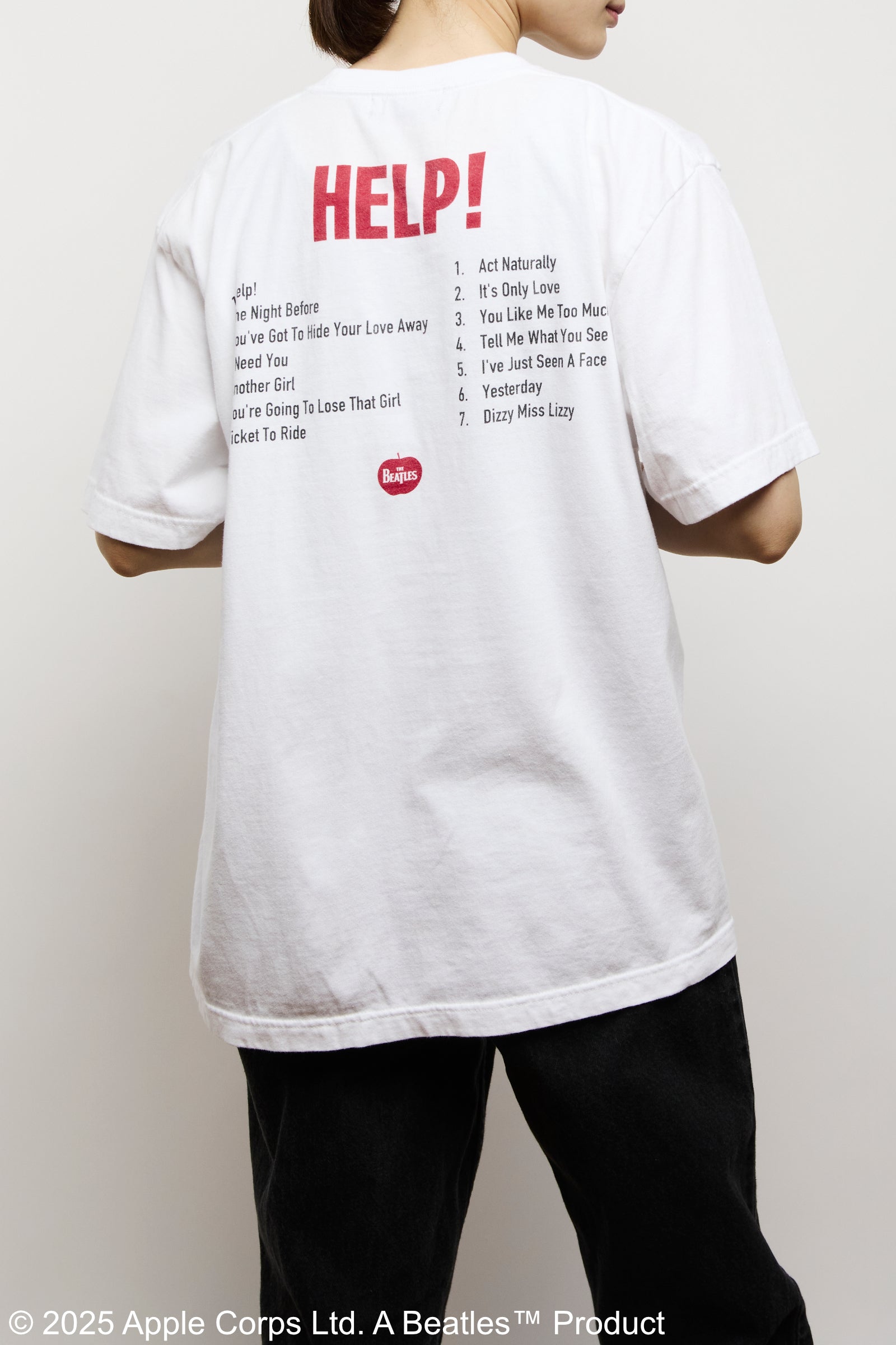 着用商品:White_1 / モデル身長:173cm / 着用サイズ:L