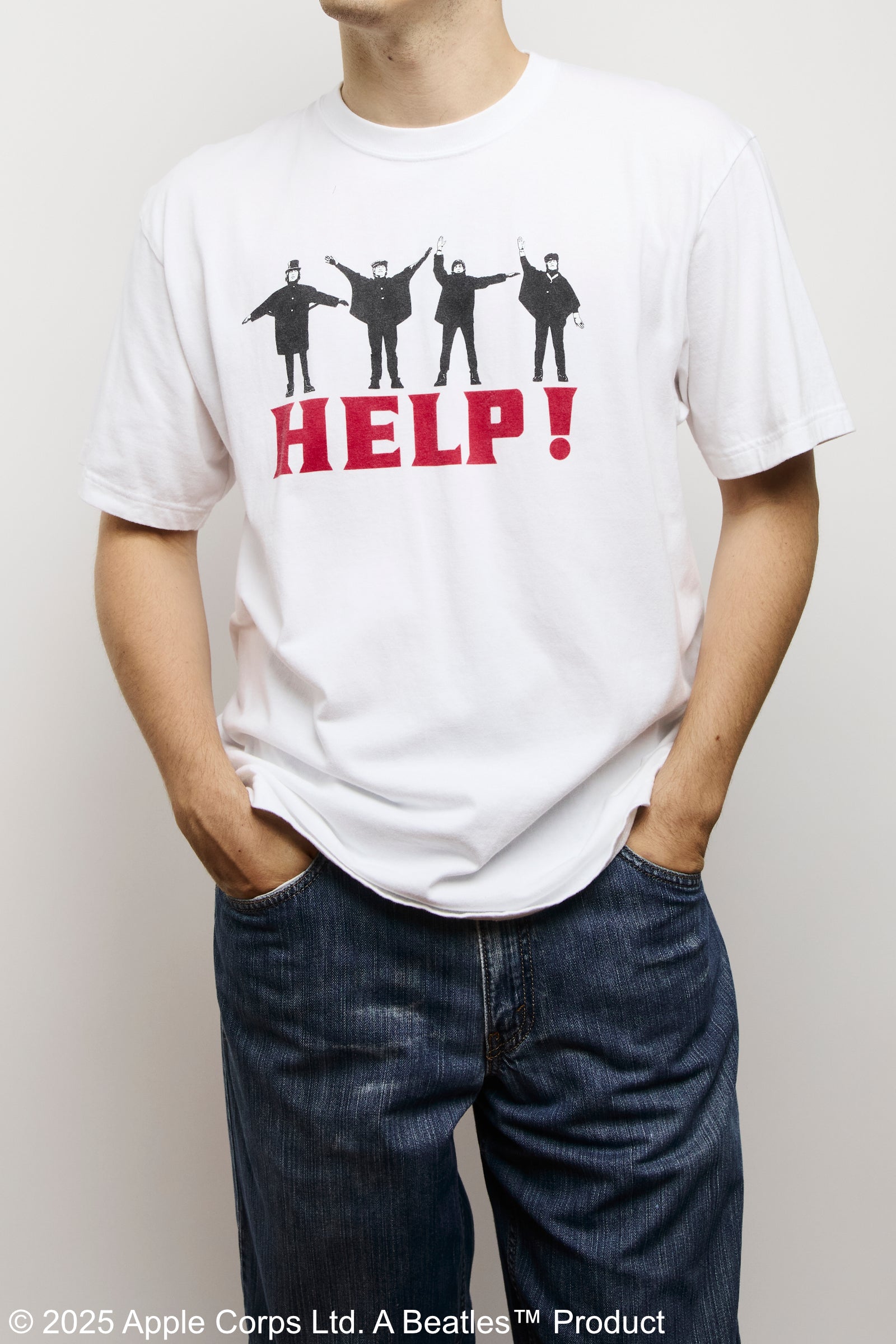 着用商品:White_1 / モデル身長:182cm / 着用サイズ:XL