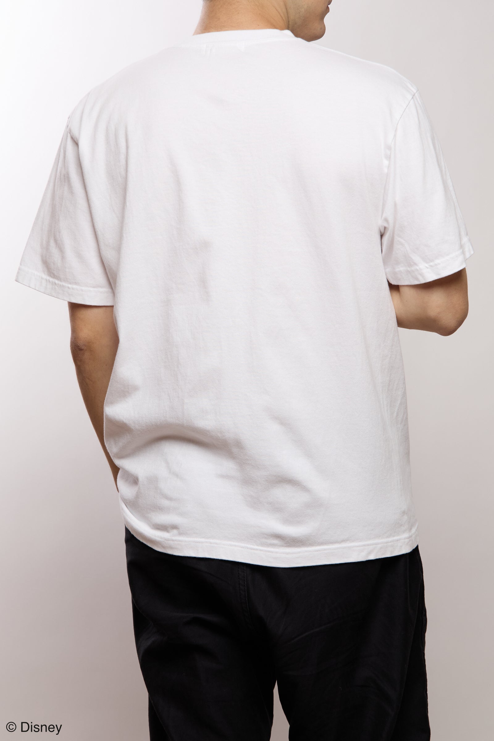 着用商品:White_2 / モデル身長:175cm / 着用サイズ:XL