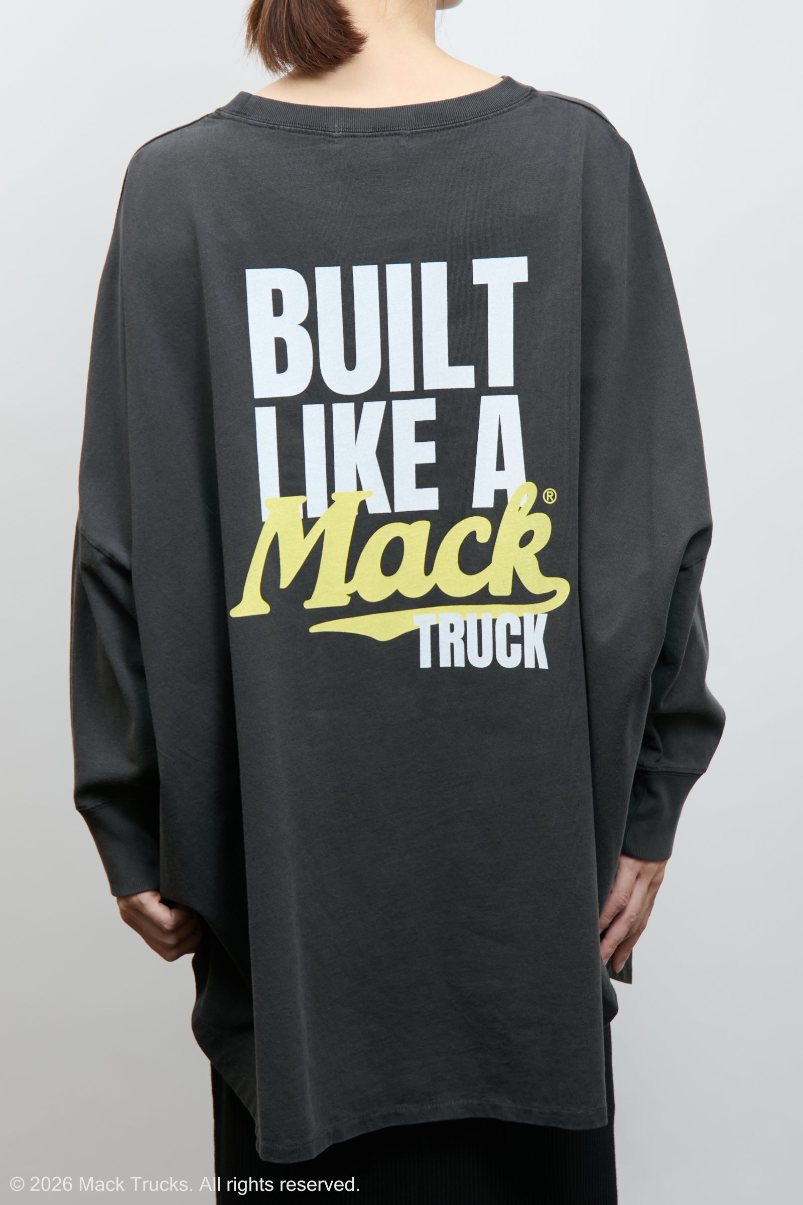 着用モデル:163cm / 着用サイズ:F