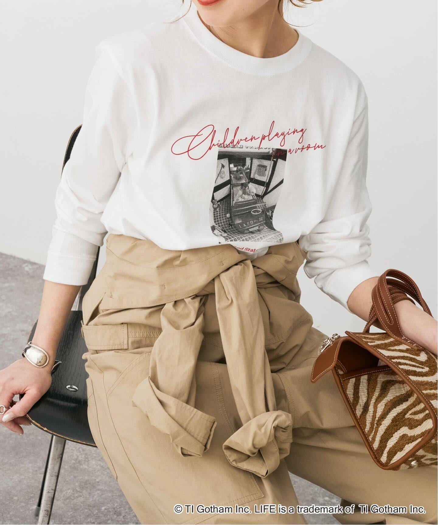 Spick & Span | LIFE PICTURE COLLECTION Long Sleeve T-shirt / Black & White