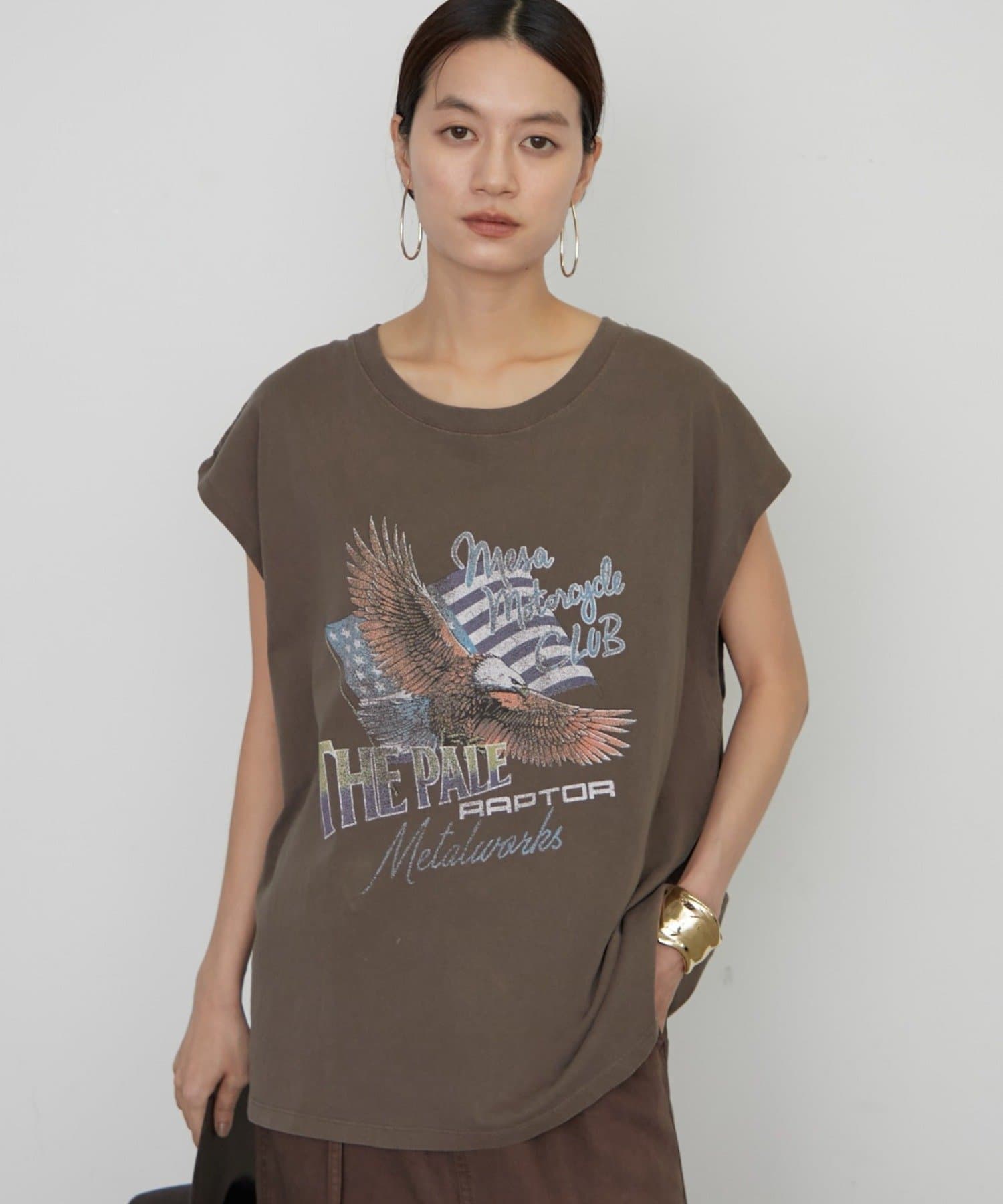 LOUNGEDRESS | Eagle French Sleeve T-Shirt