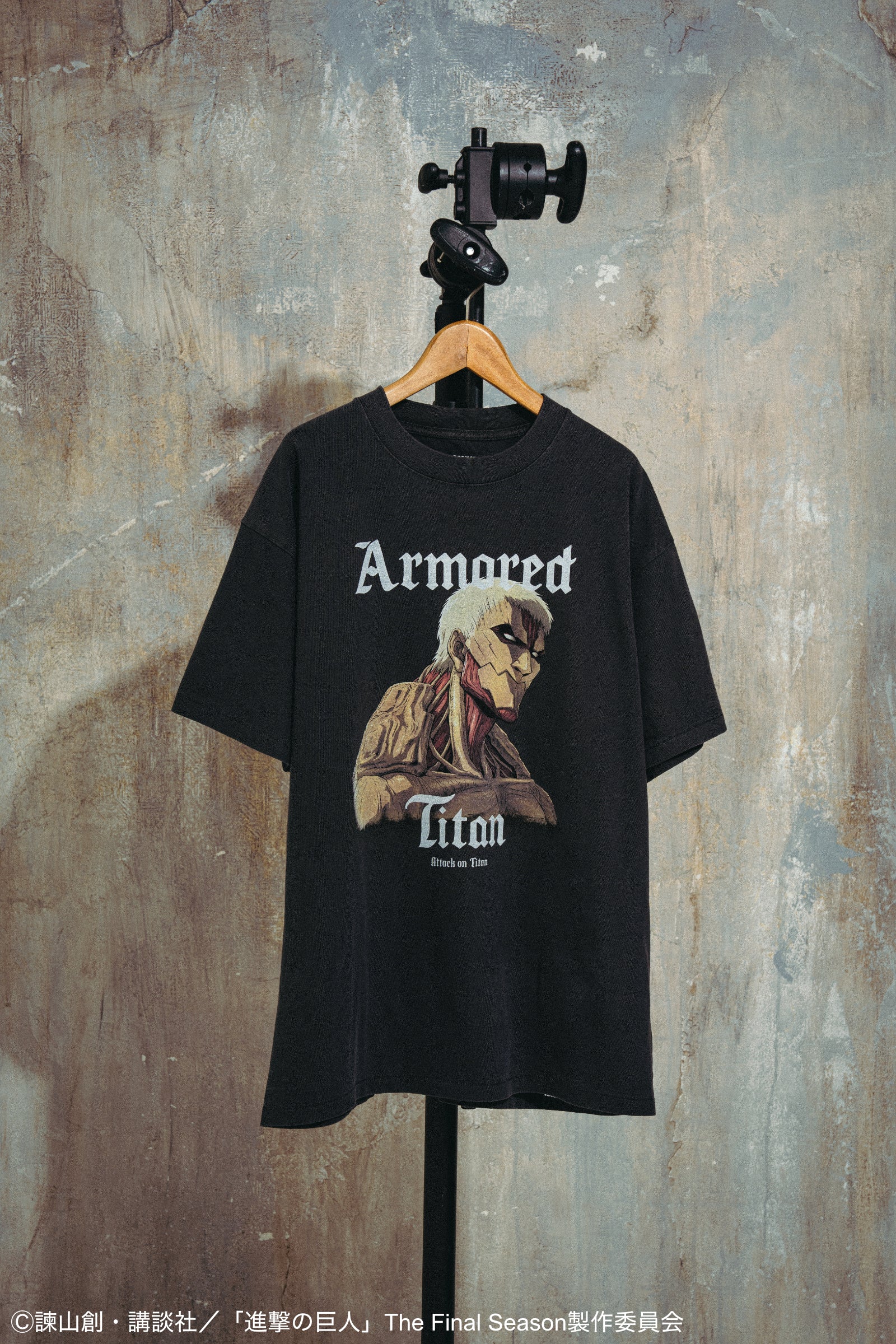 プラダを着た悪魔 グラフィックプリントTシャツ（Andrea Sachs
