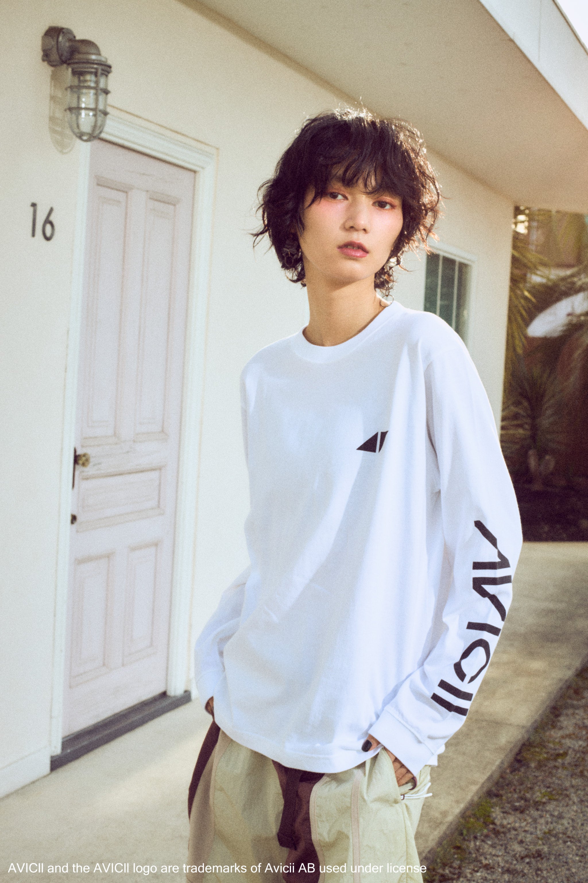 着用モデル：175cm / 着用サイズ：M