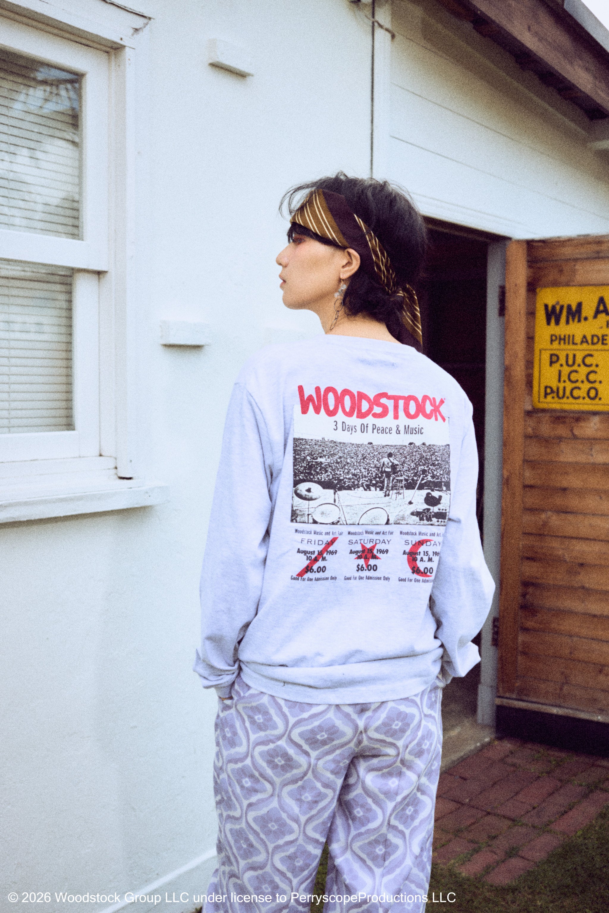 Woodstock　August 15,16,17,1969　ロングＴシャツ ウッドストック(WOODSTOCK)TICKET ART ロングスリーブTシャツ(バック