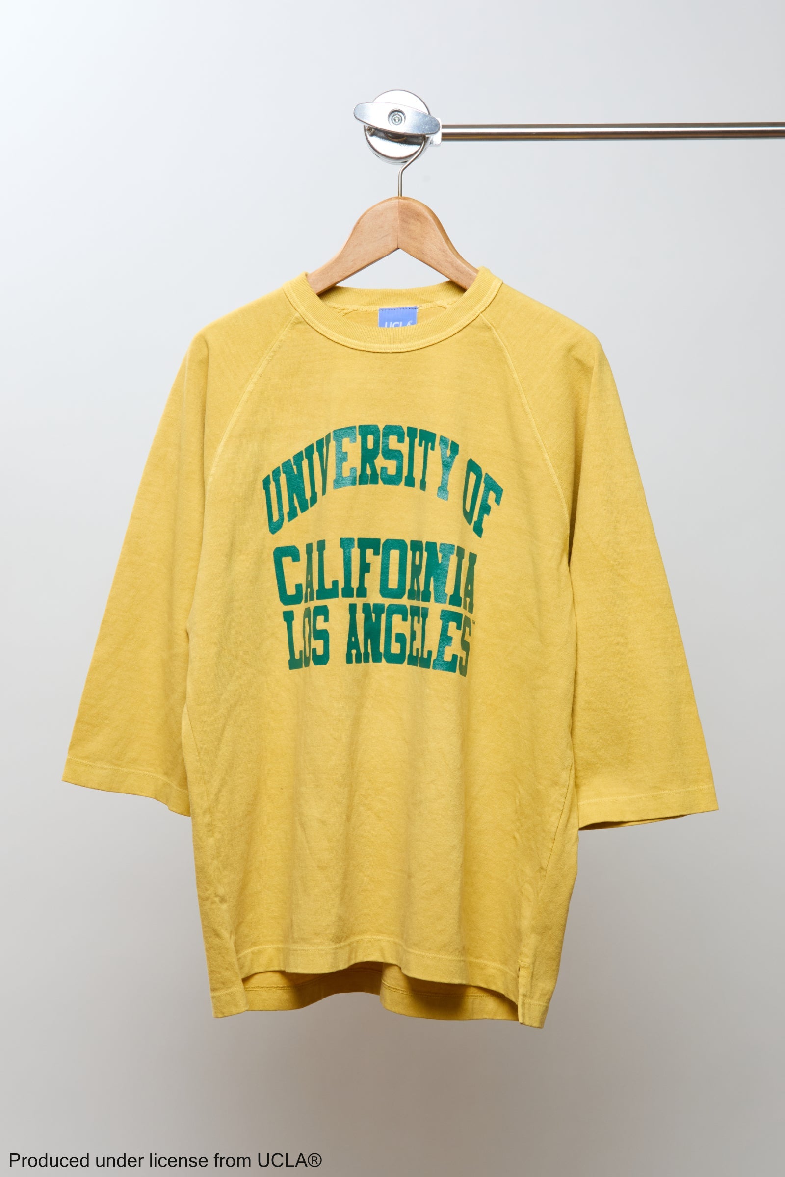 The 1975（ザ・ナインティーンセヴンティファイヴ）とのコラボTシャツ