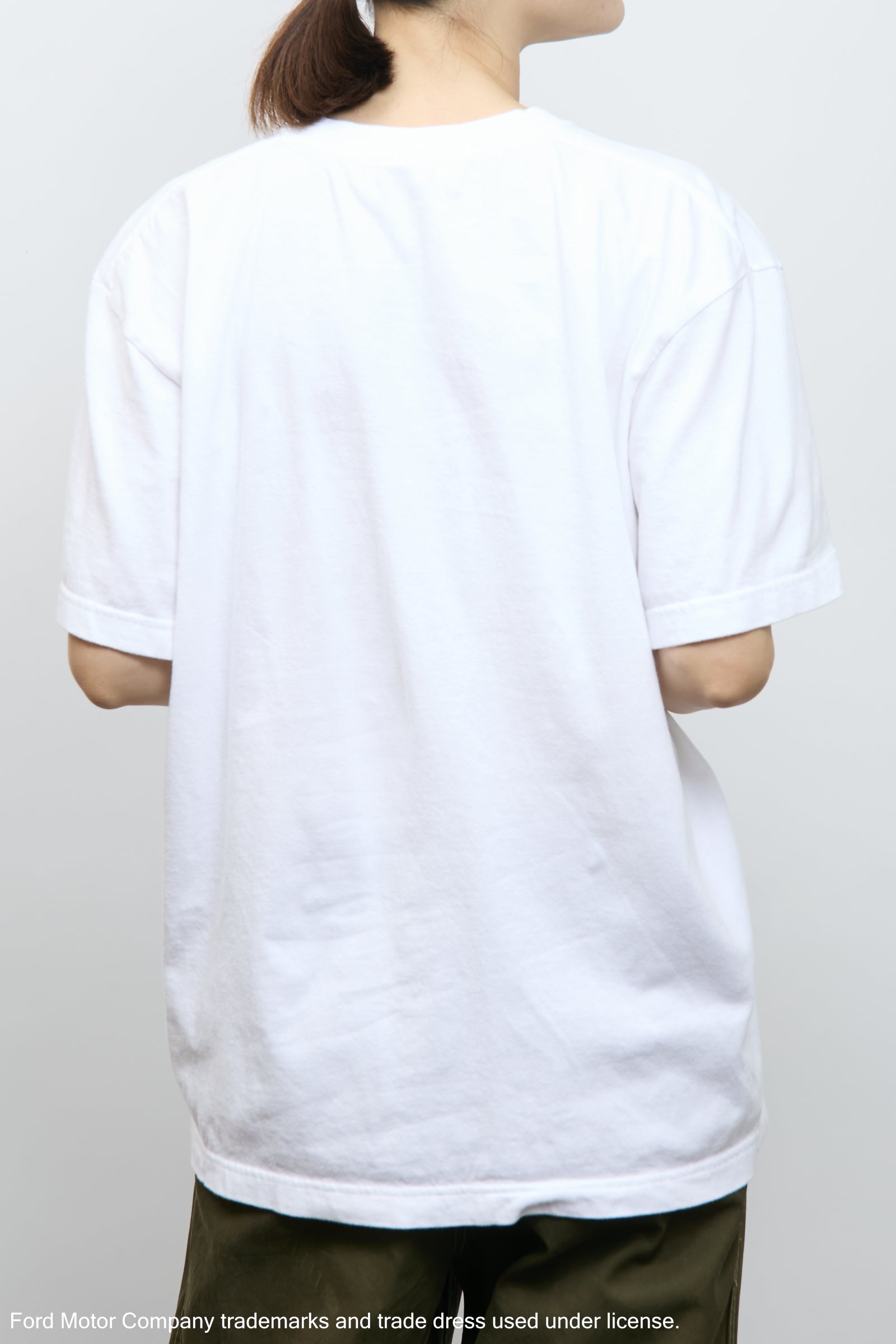 着用モデル：163cm / 着用サイズ：M