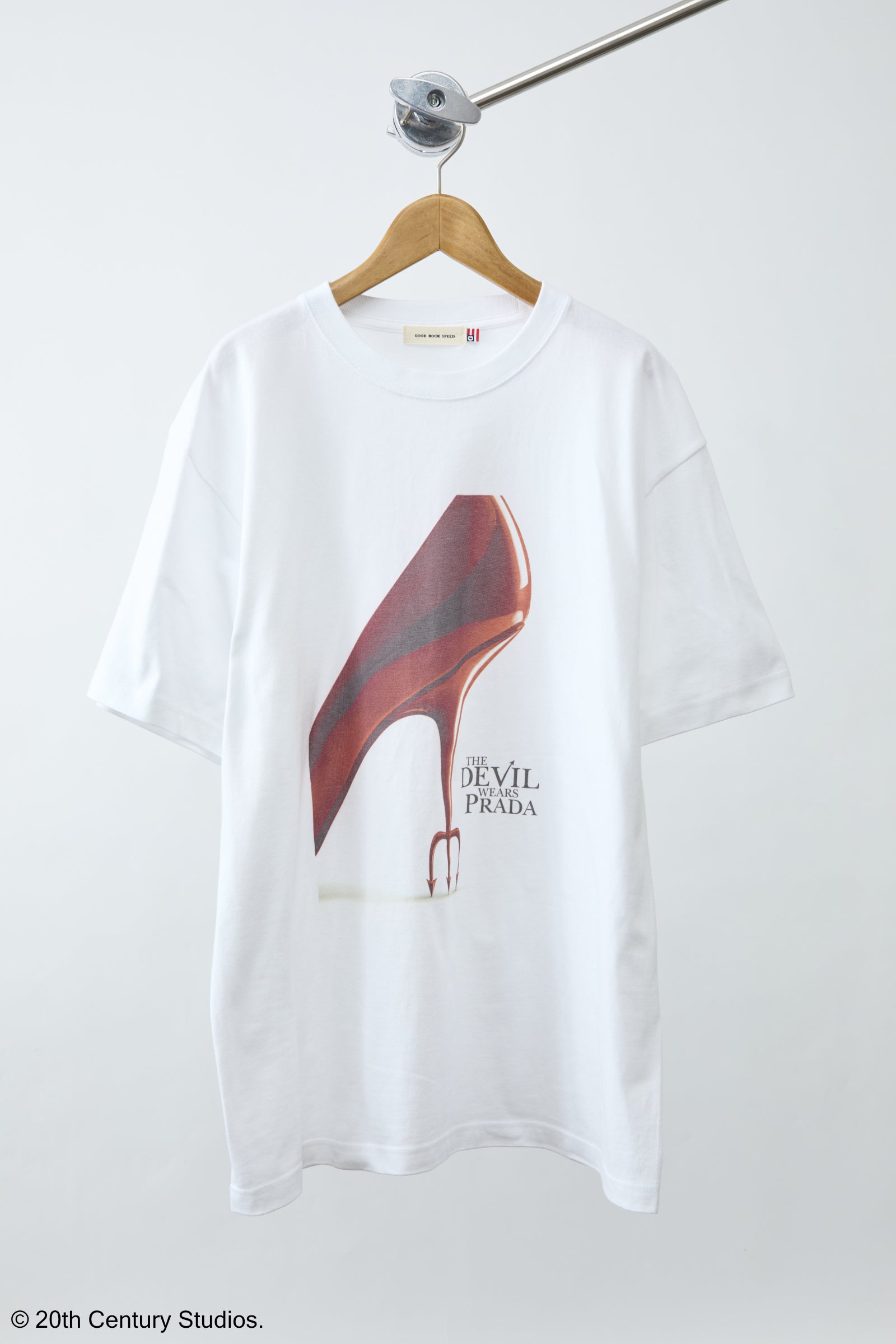 【美品】PRADA プラダ カットソー　定価13万　ステッチ刺繍　Tシャツ PRADA（プラダ） 半袖 Tシャツ レディース トライアングル刺繍 クルー