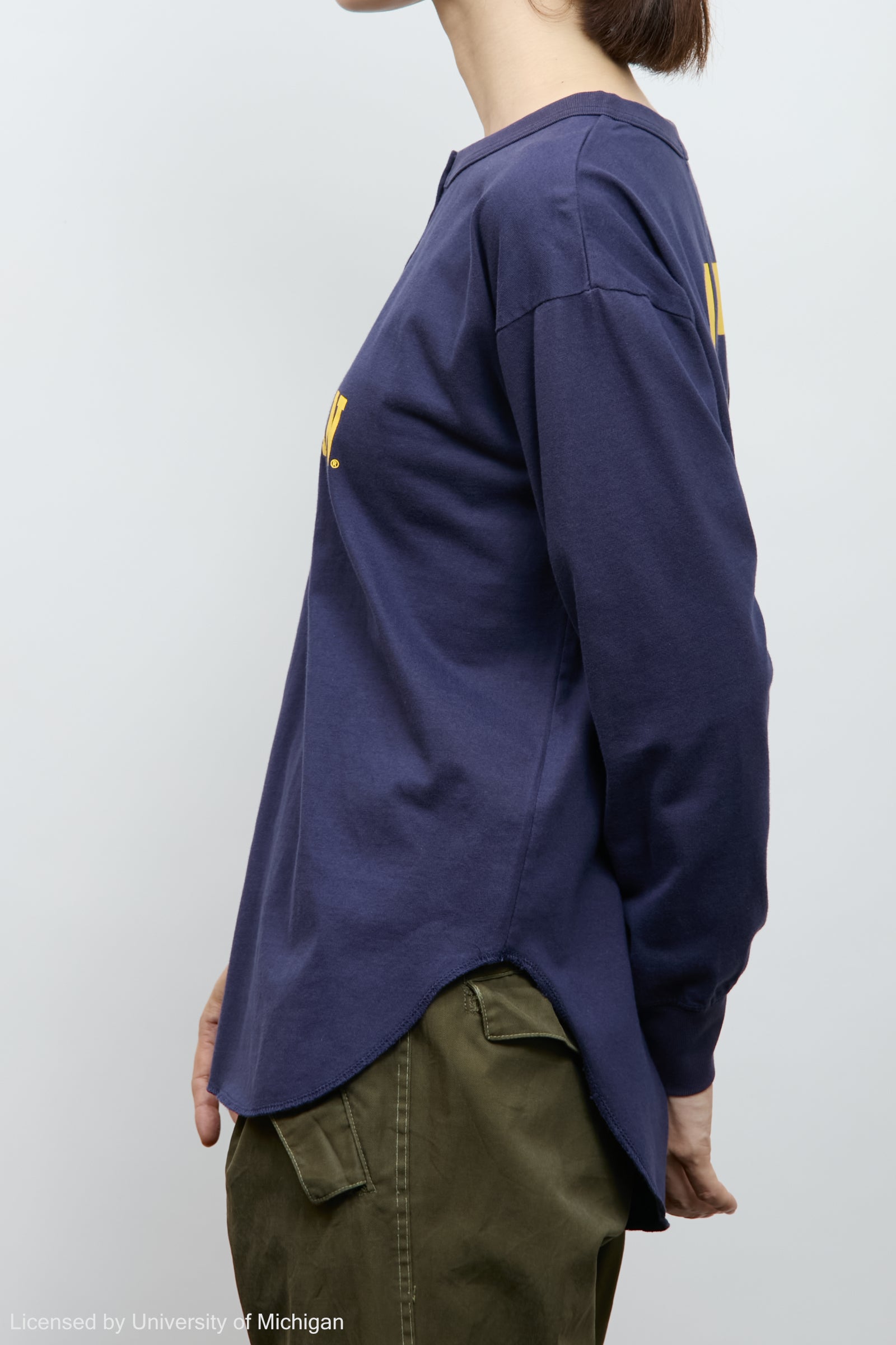 着用モデル：163cm / 着用サイズ：F