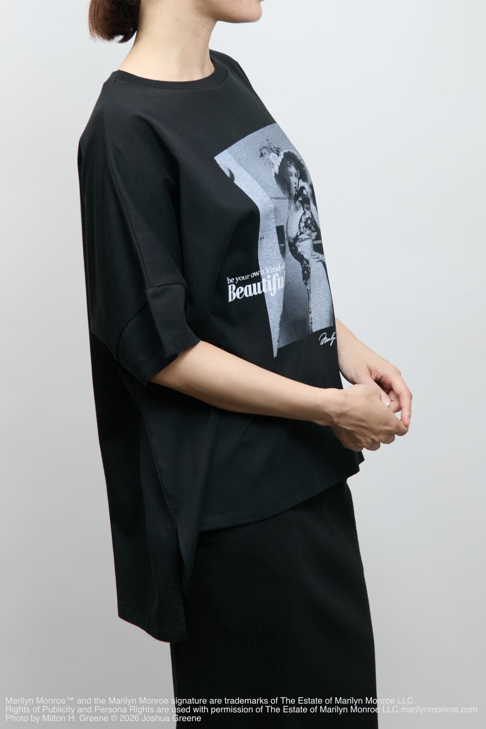 着用モデル：163cm / 着用サイズ：F