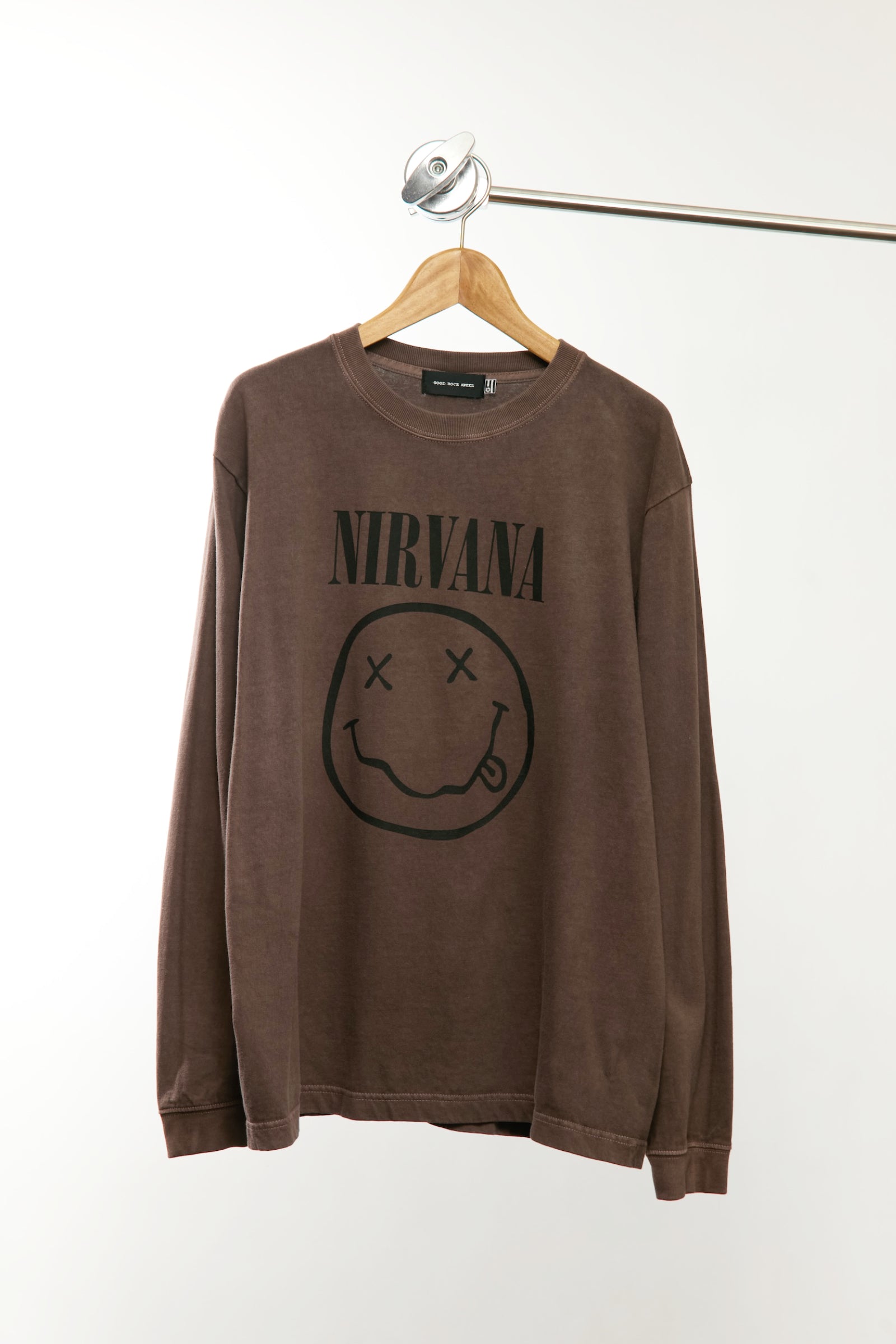 NIRVANA（ニルヴァーナ）とのコラボTシャツ ロンT スウェット一覧