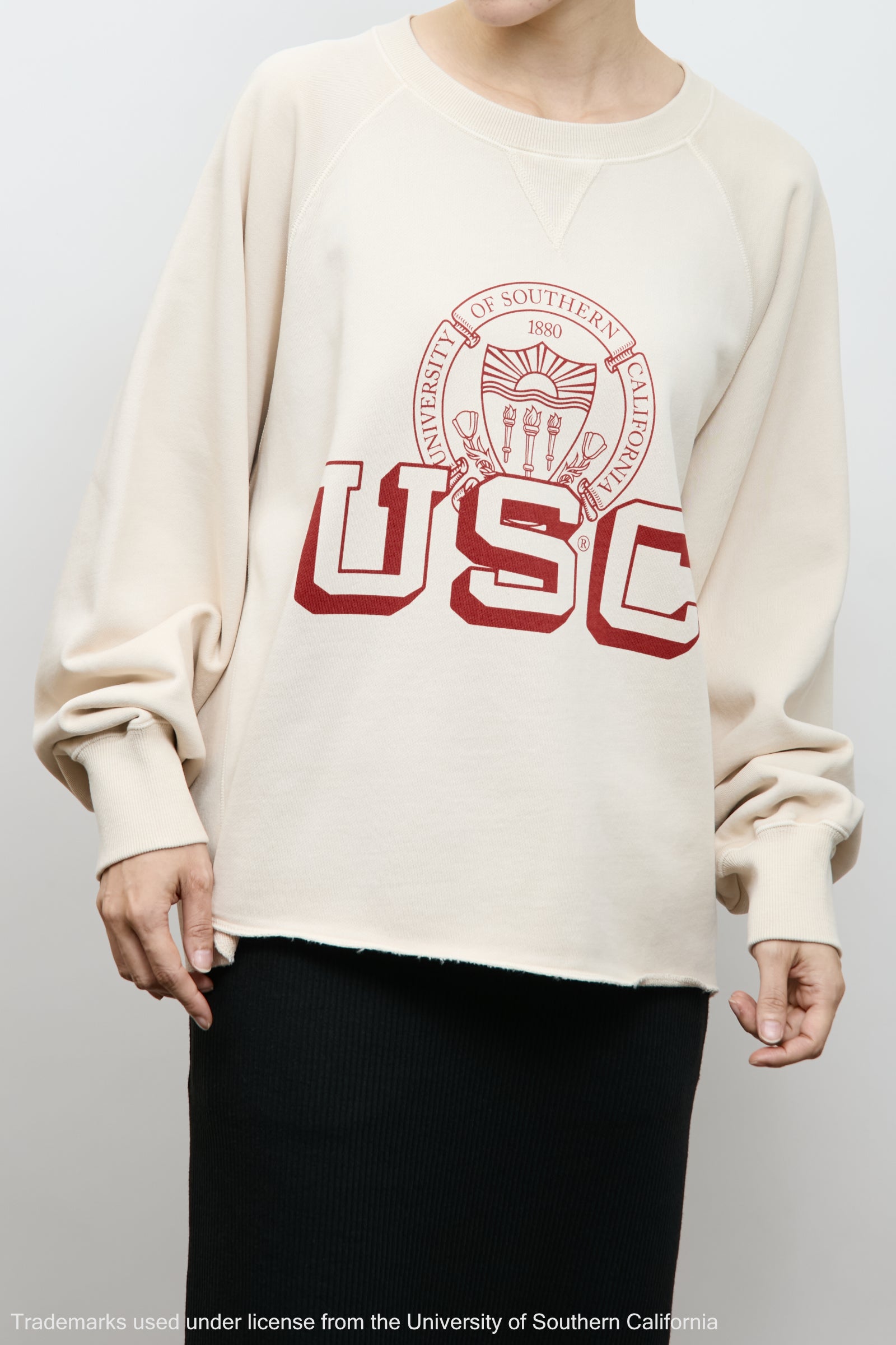 着用モデル：163cm / 着用サイズ：F