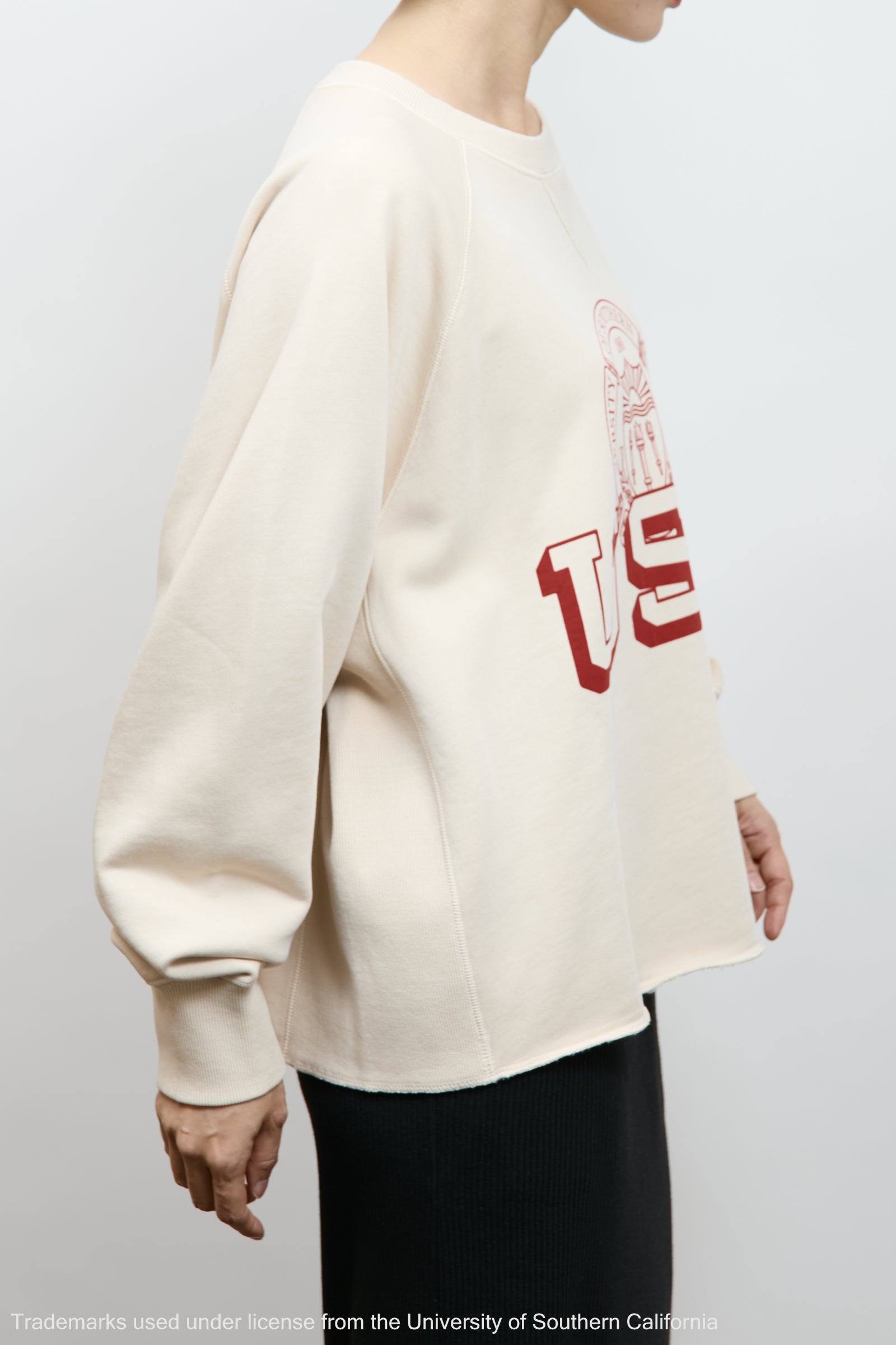 着用モデル：163cm / 着用サイズ：F