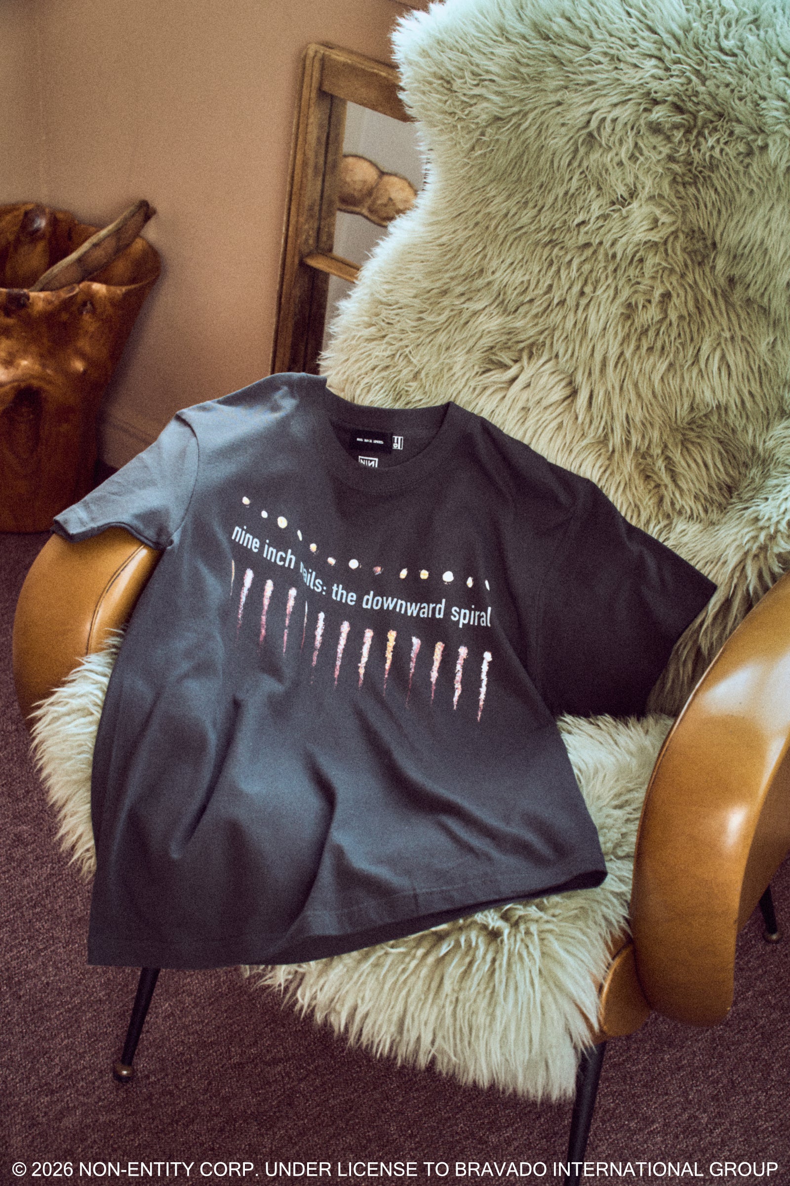 Nine Inch Nails（ナイン・インチ・ネイルズ）のTシャツ、ロンT